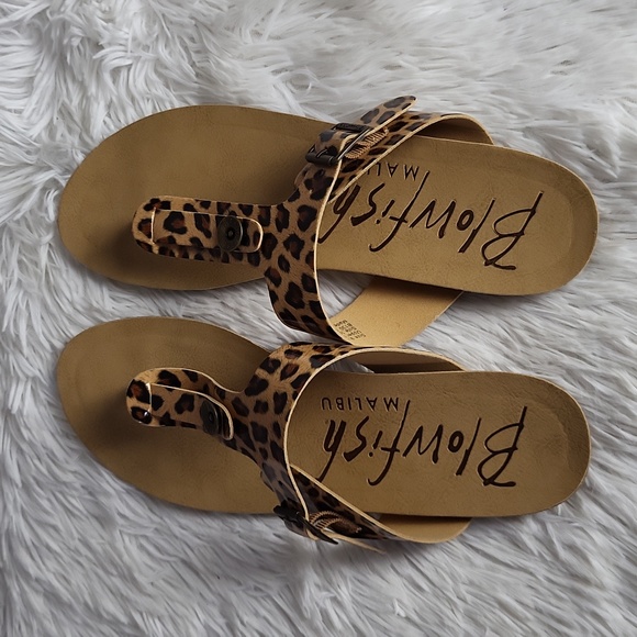 Blowfish Malibu Patent Leopard Flat Thong Flip Flops, Size 9.5 - Picture 4 of 6